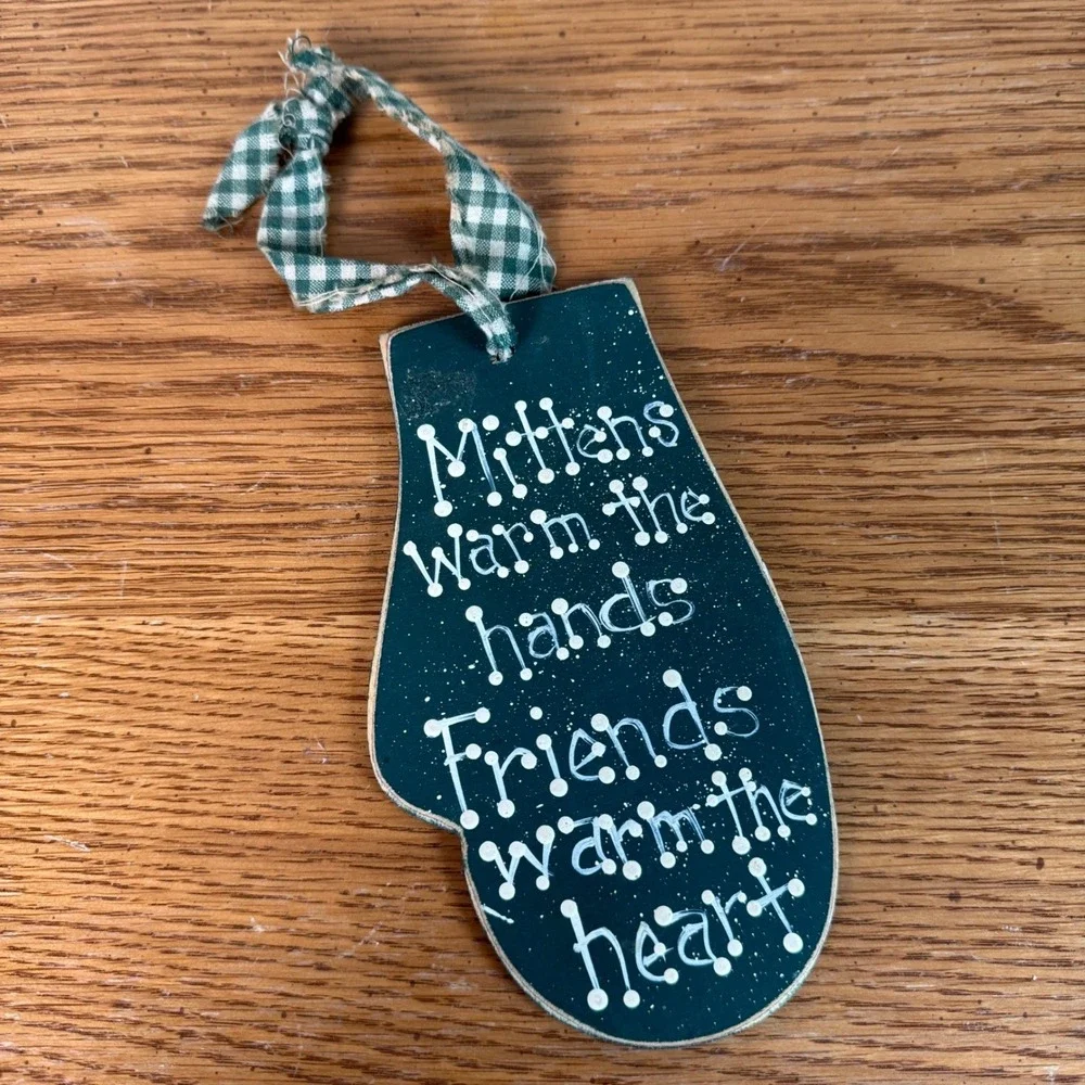 Vintage Primitive Wooden Mitten Sign Friends Warm The Heart Green Gingham Tie